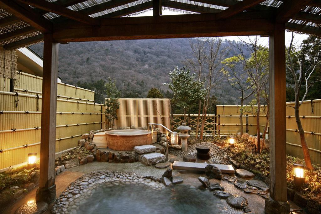Hotel Hatsuhana Hakone Buitenkant foto