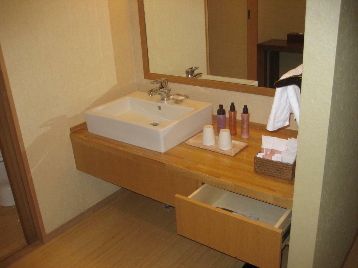 Hotel Hatsuhana Hakone Buitenkant foto